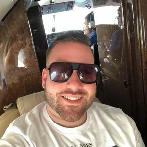 Meet your Posher, Zach